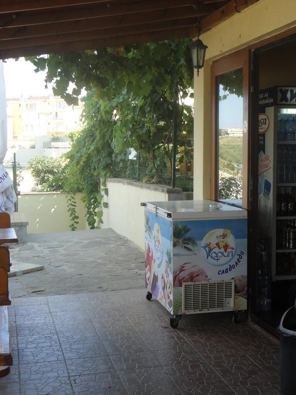 Barex Family Hotel Sozopol Exterior foto