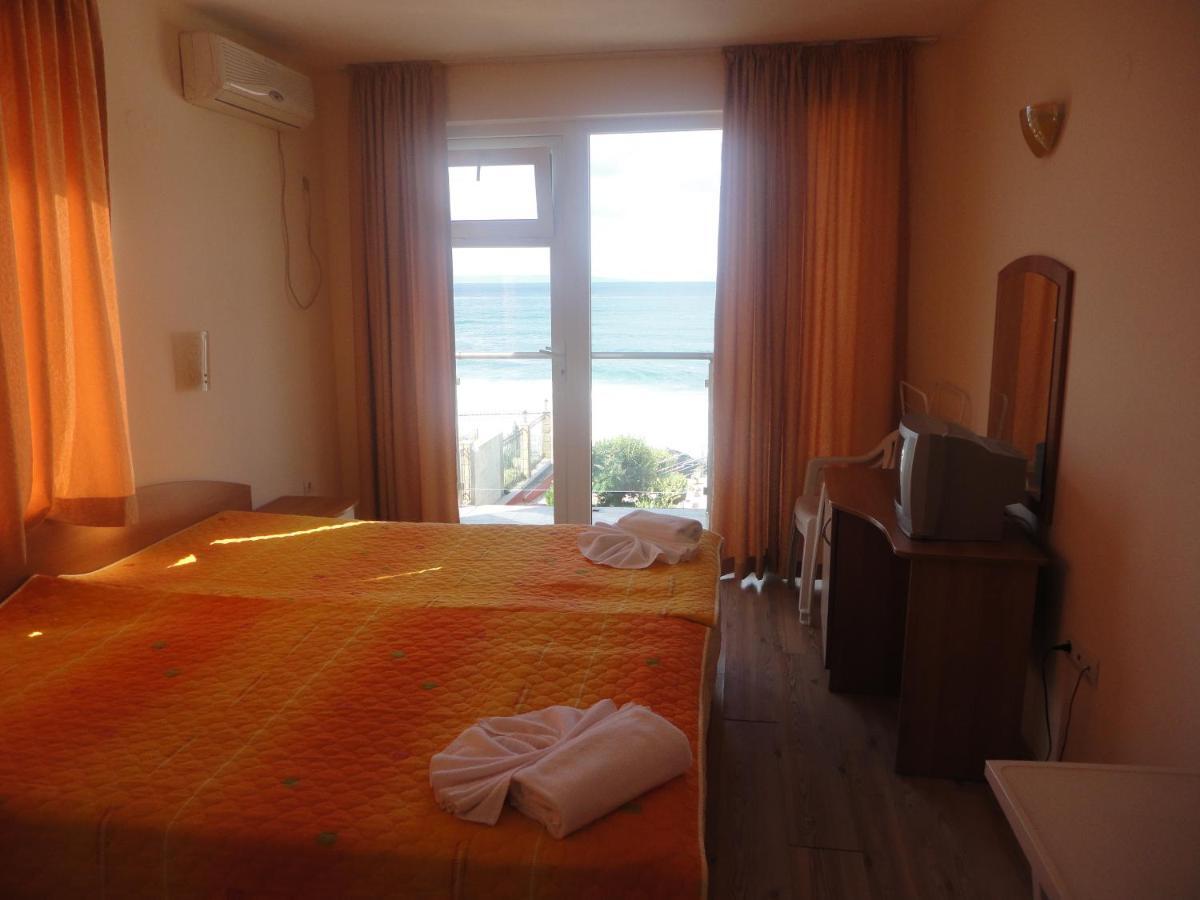 Barex Family Hotel Sozopol Exterior foto